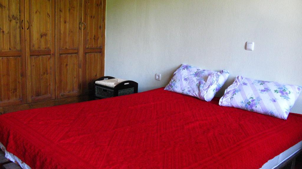 Petrino Spiti Fragkades Quarto foto